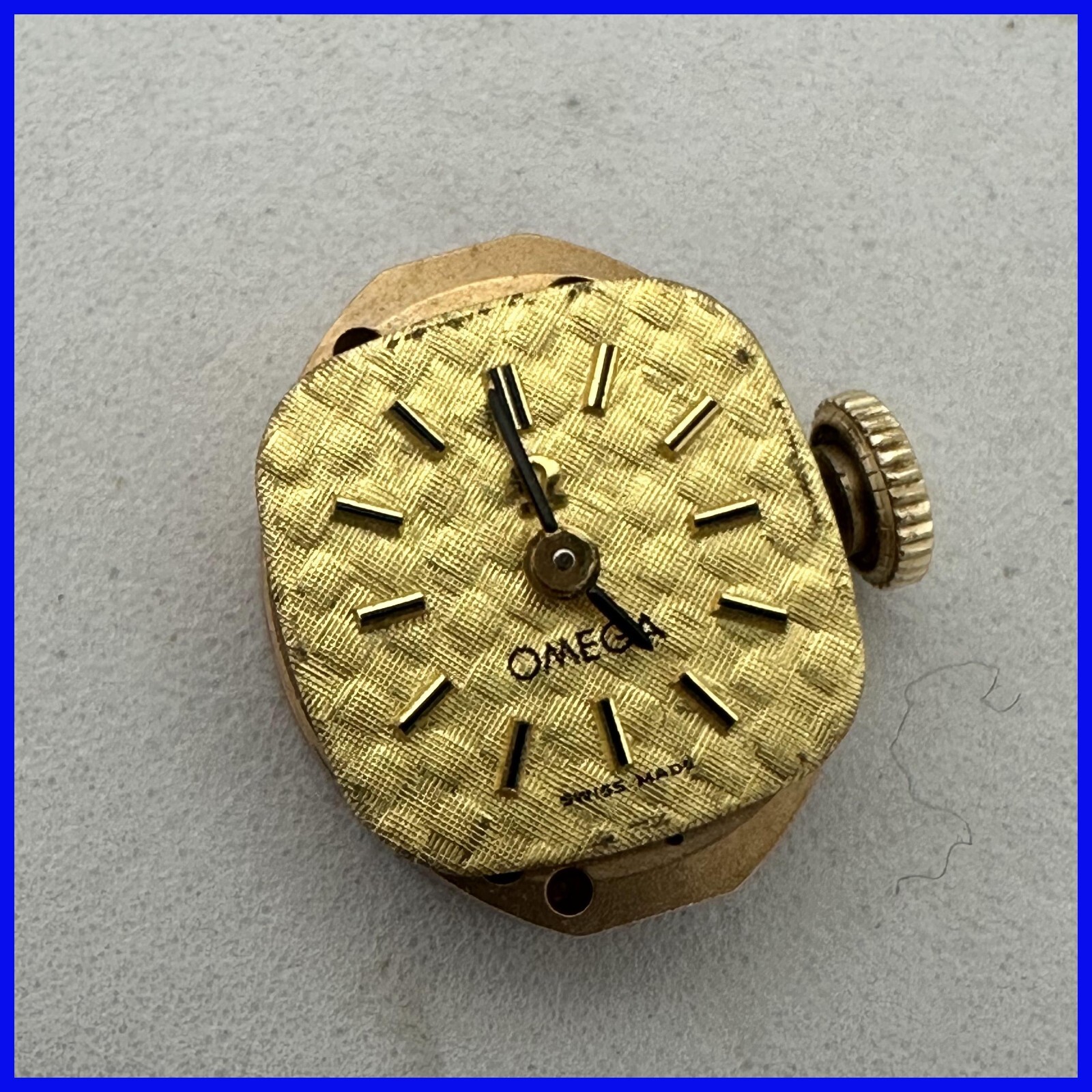 VINTAGE OMEGA CAL 1100 LADIES WATCH MOVEMENT WITH DIAL HANDS SET AND OMEGA CROWN