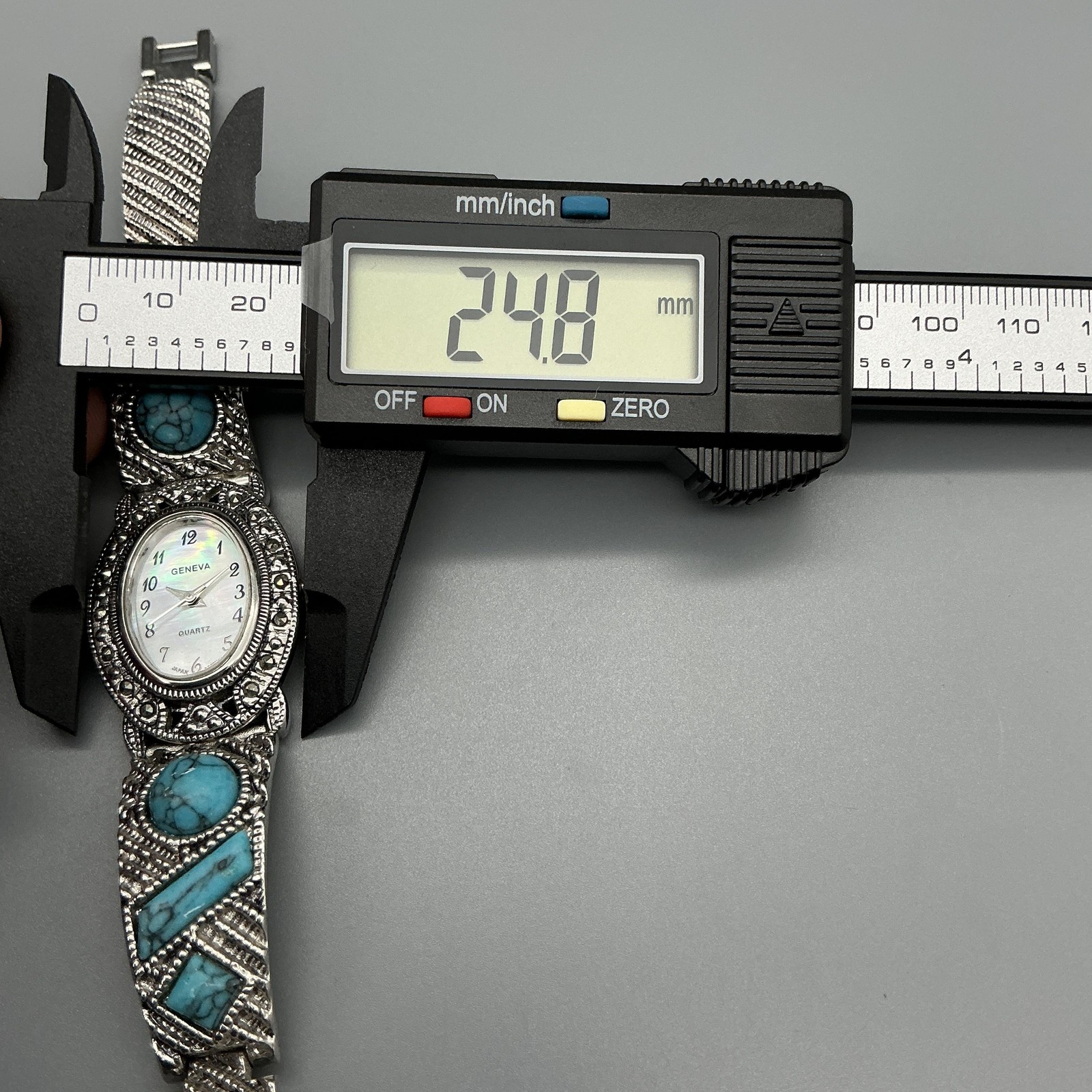 Geneva Elite Womens Watch 25mm MOP Southwest Silver Tone New Battery 7″