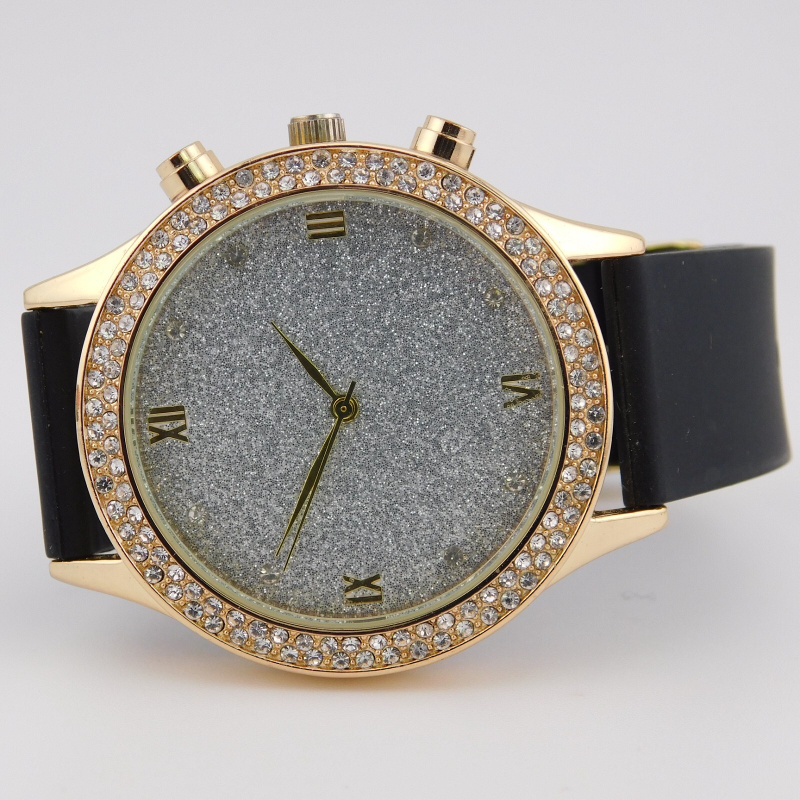 Simone Chic ST10223MOM Crystals Quartz Analog Women’s Watch New Battery