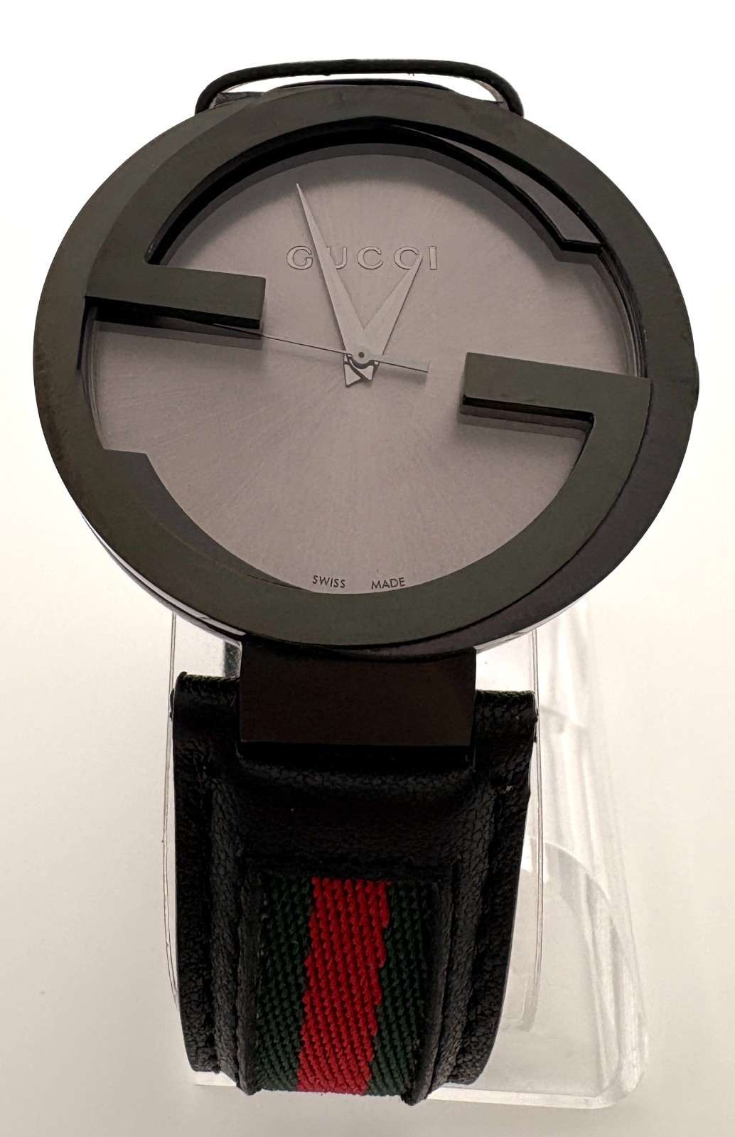 Gucci YA133206 Men’s Interlocking Black Leather Strap with Red and Green 42mm
