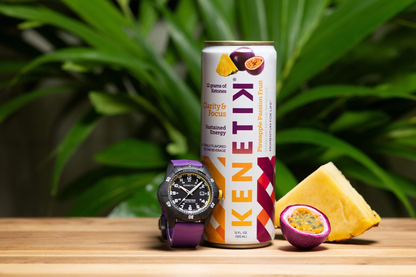 Kenetik Carbon Composite Dive CARBON CASE/BLACK&YELLOW DIAL/PURPLE STRAP Black-Y