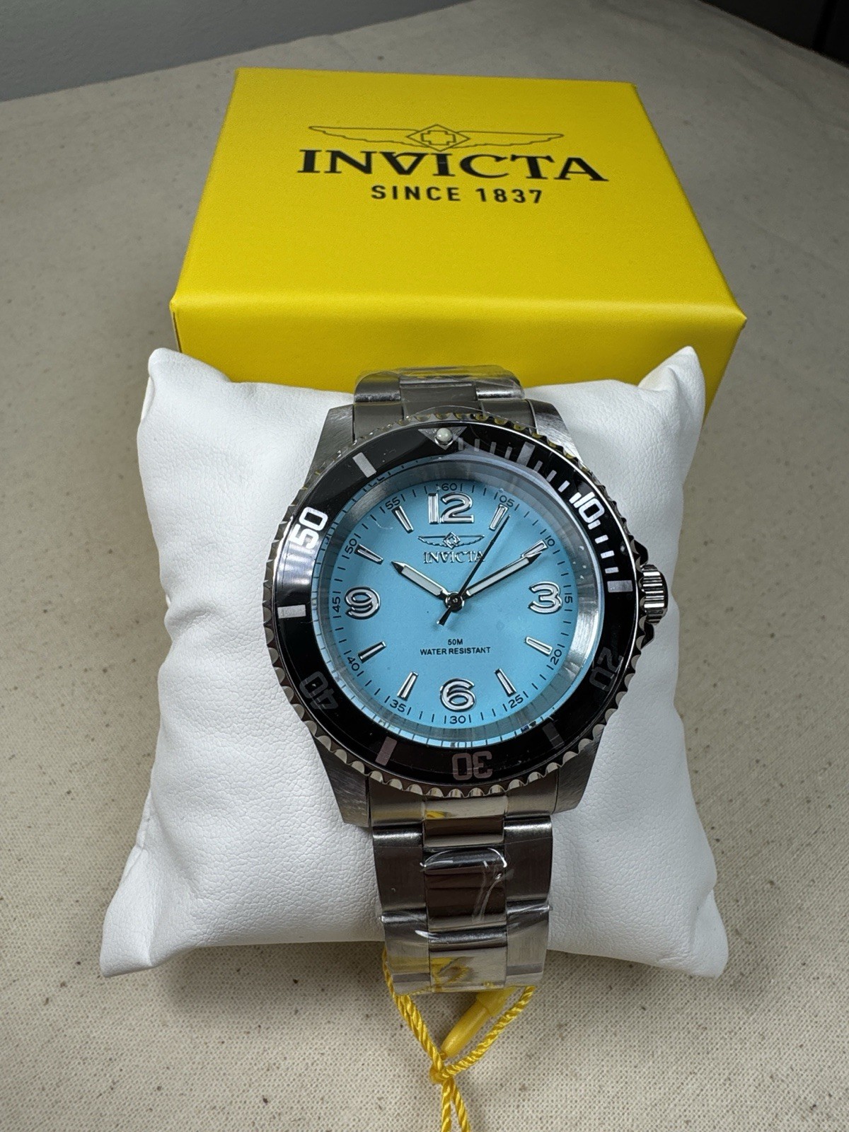 Invicta Rowan Specialty Men’s Blue Dial Black Bezel Quartz 40mm Watch NWT