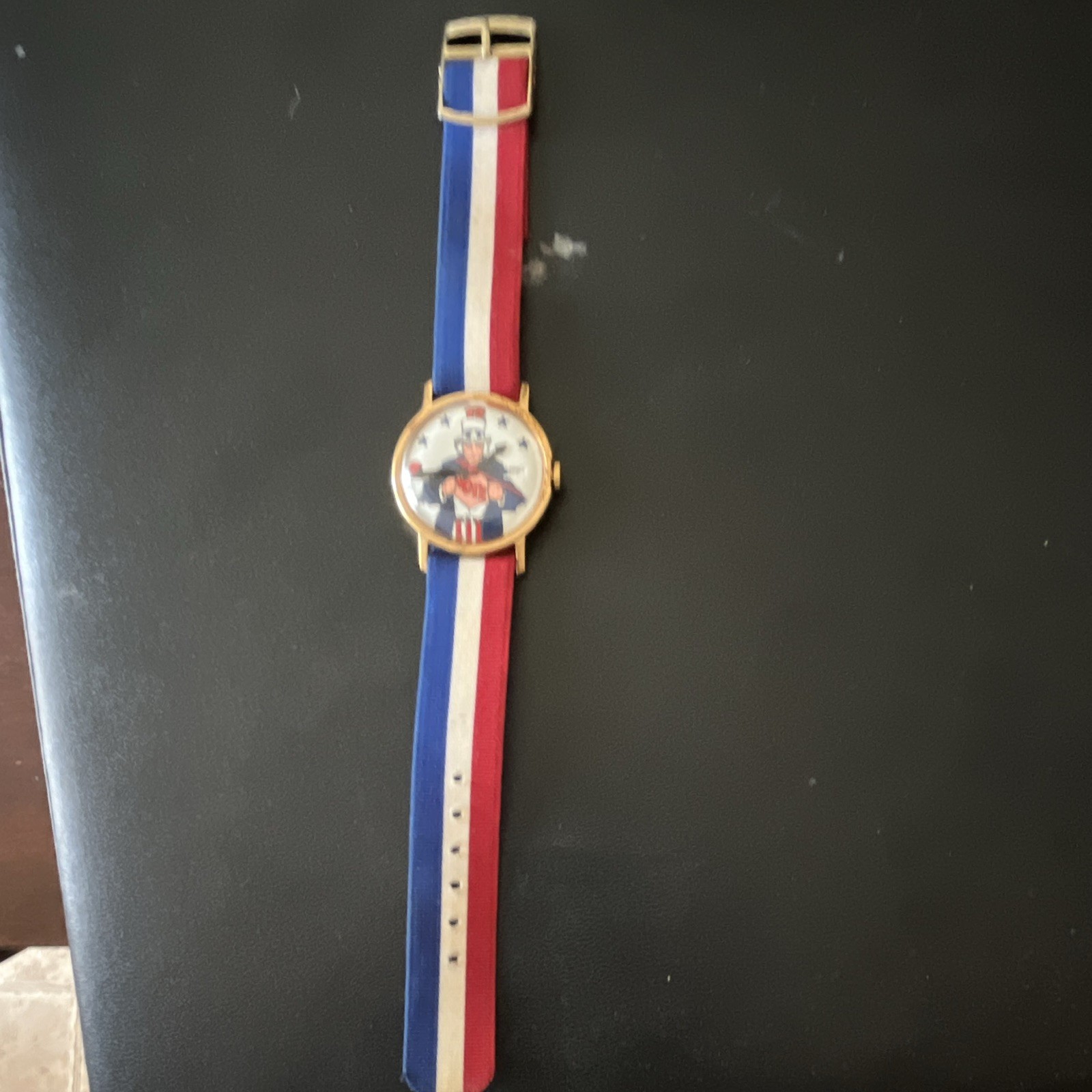 Uncle Sam Vote Patriotic Analog Wristwatch Arabic 12-Hour, RWB Fabric Strap