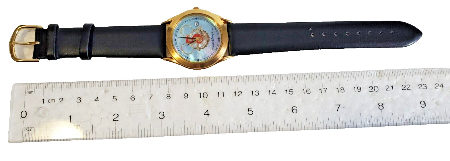 Tokyo Disney Sea 5 years anniversary watch w/ instruction & Guarantee box. Runs.