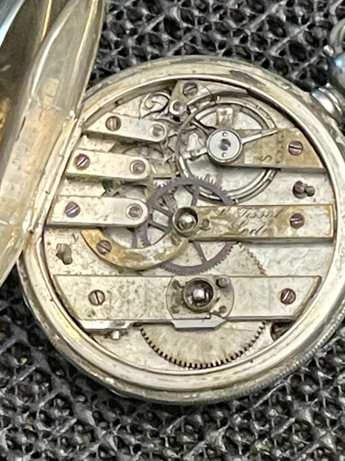 Antique L Tissot Locle Fine Silver Pocket Watch Key Wind Hunter 56g Parts/Repair