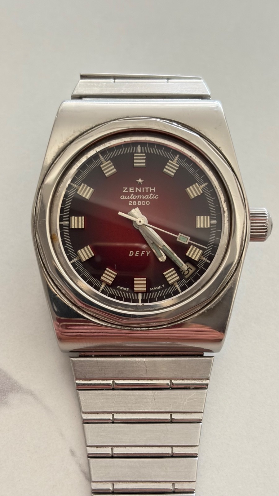 Vintage 1970 Watch Zenith Defy Rare Burgundy Dial, 28800 Ref: A7682 LQQK!