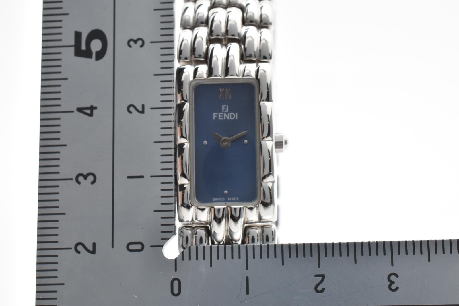 [NEAR MINT] FENDI Orologi 660L Navy Dial silver Ladies Quartz Watch From JAPAN