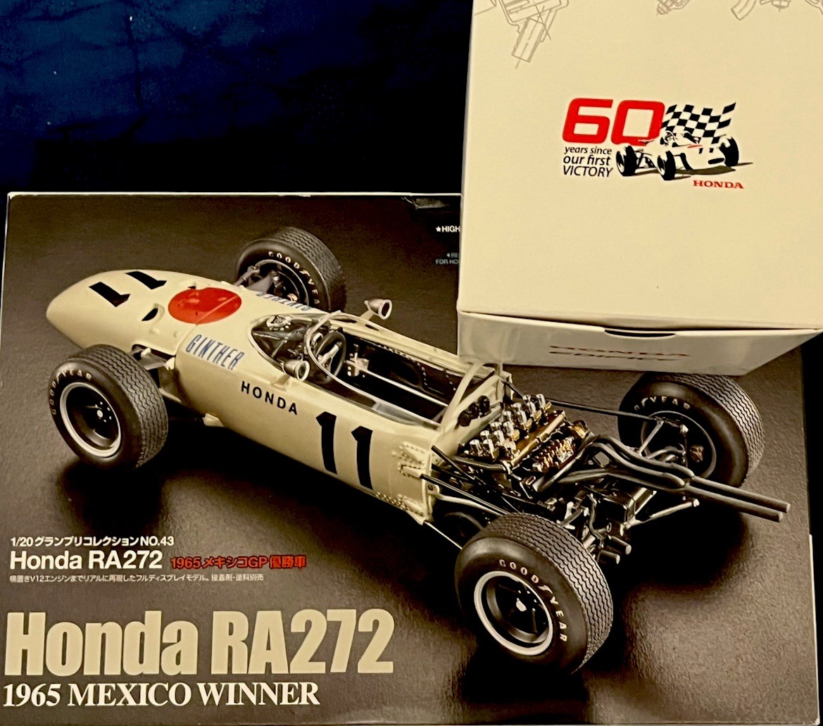 Combo Casio Edifice Honda ECB-2300HR-1AJR F1 60th With RA272 Tamiya Mdlcar1:20