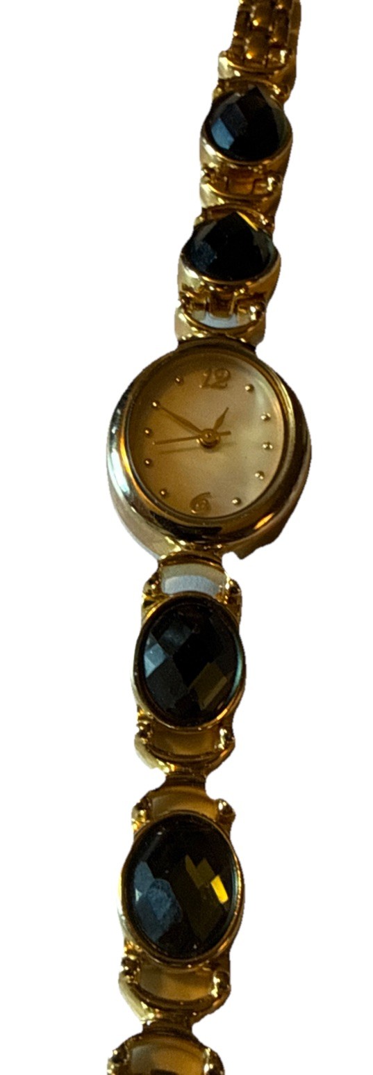Christian Benet Watch Women 18mm Gold Tone Link Band New Battery 6.50” Sz 6 Runs