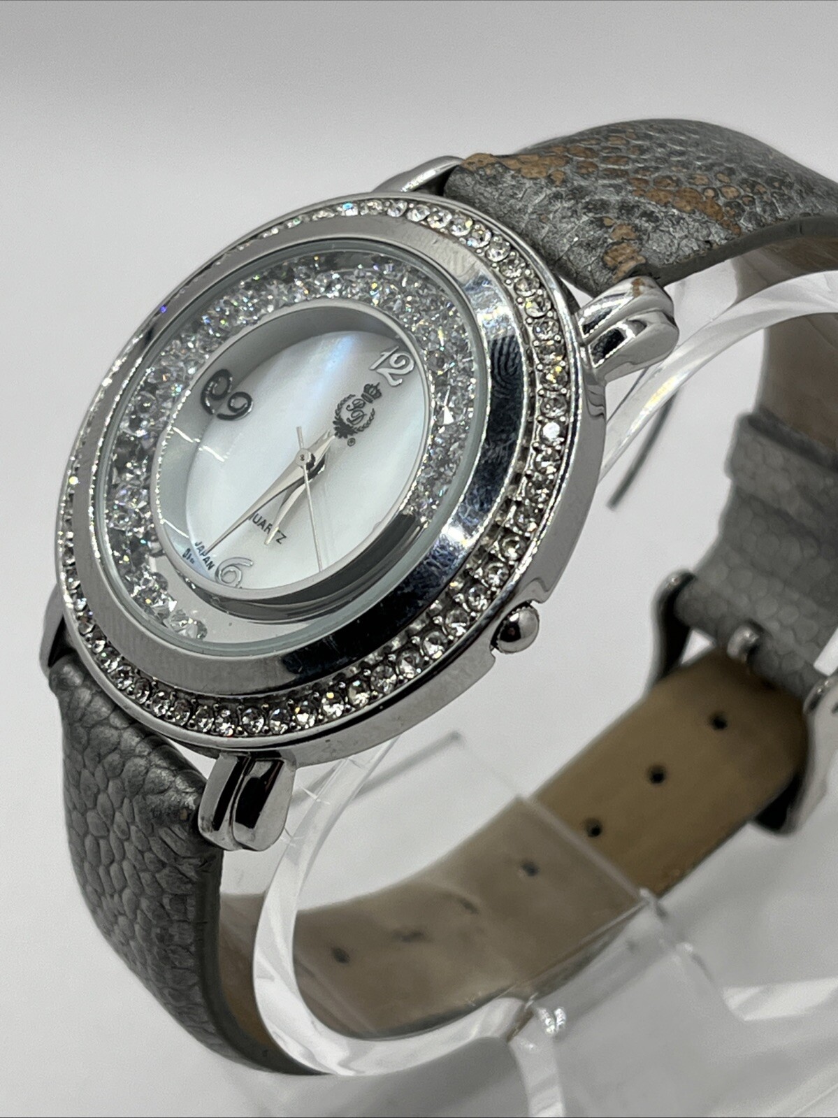 Premier Designs Women’s Quartz Watch Floating Crystals MOP Dial- New Battery
