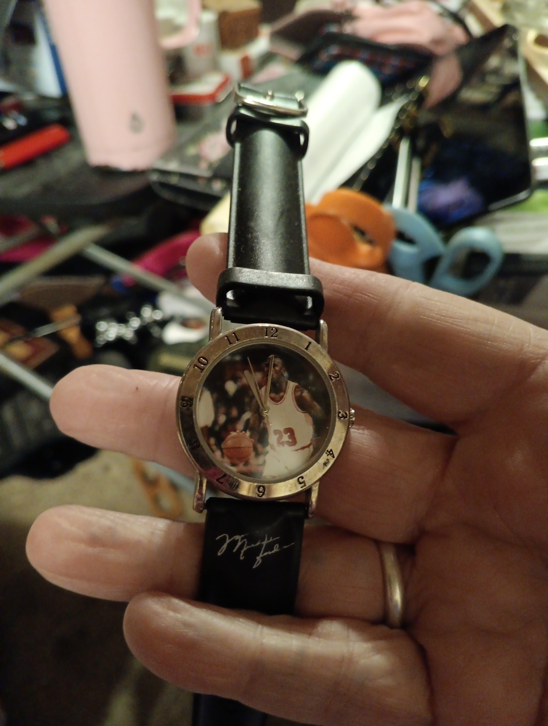 Vintage 90s Wilson Michael Jordan Watch Men Silver Tone 23 Leather Band Bulls