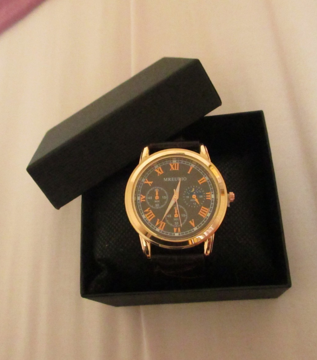 Mreurio Men’s Quartz Business Watch with Leather Strap