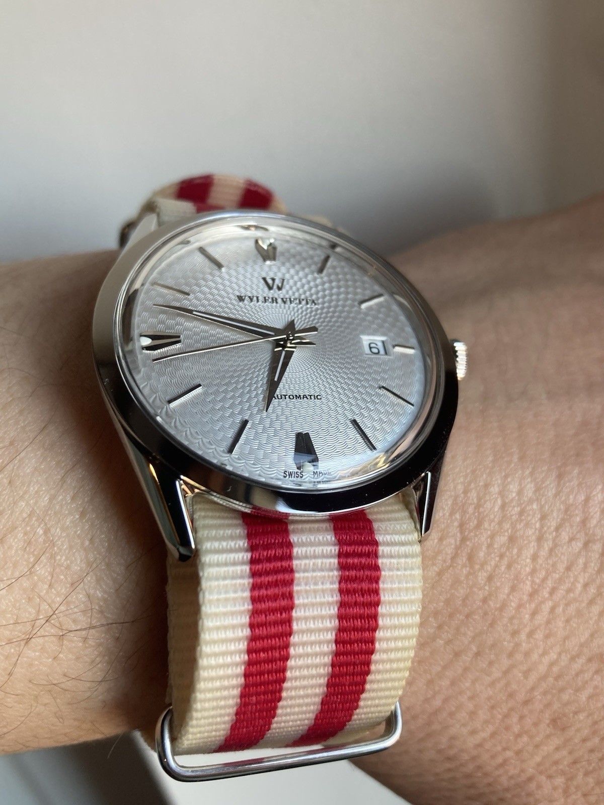 Wyler Vetta NOS Eta 2824-2 Watch Uhr Montre Watch New Heritage