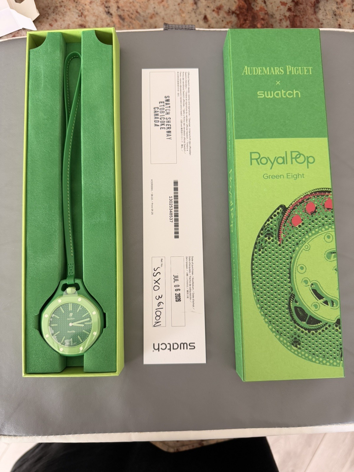 Swatch/AP Audemars Piguet Royal Pop Green Eight with Box + Papers