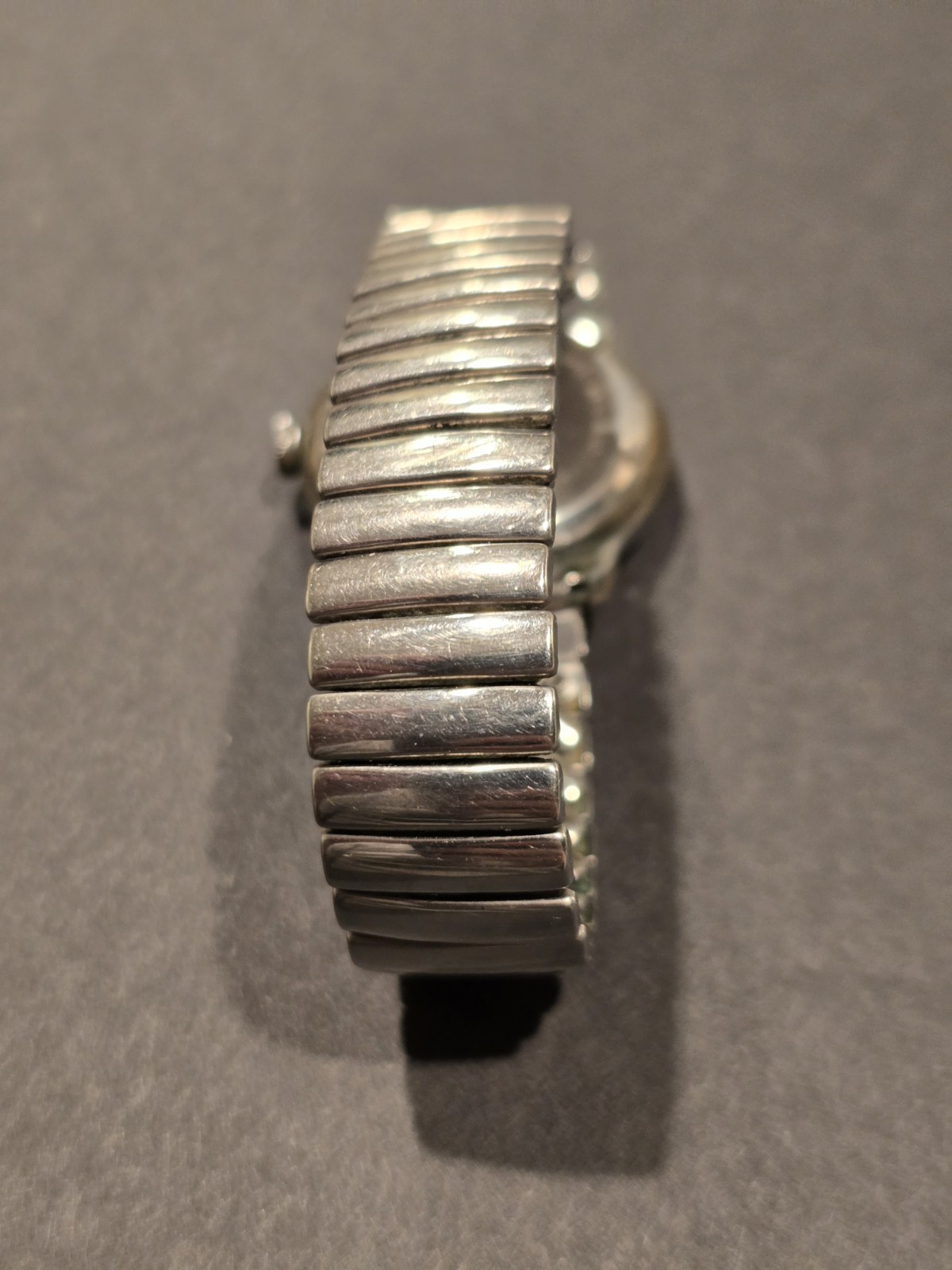 Vintage Ingraham Swiss Made Mechanical Wristwatch Shock Protected For Repair (B)