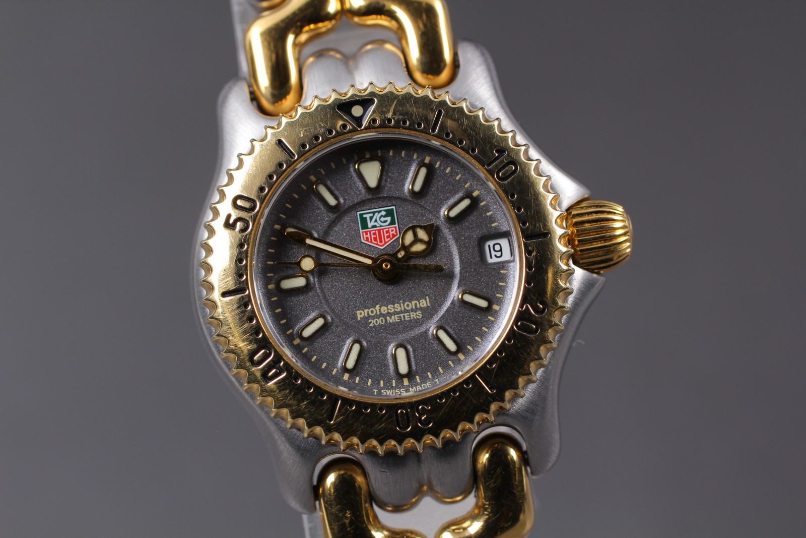 [N MINT] TAG Heuer S/el WG1420-0 Gold Gray Tone Women’s Quartz Watch From JAPAN