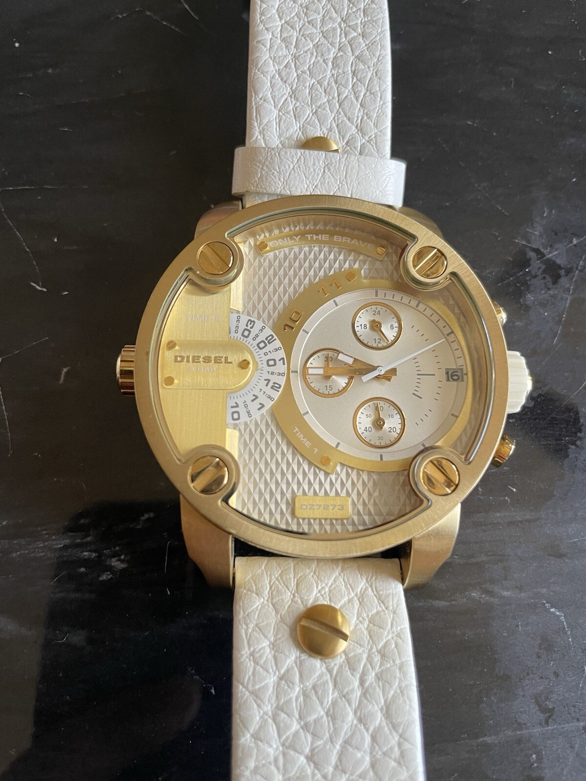 Watch Diesel DZ7273 111306 Only the Brave Men White Watch New Battery
