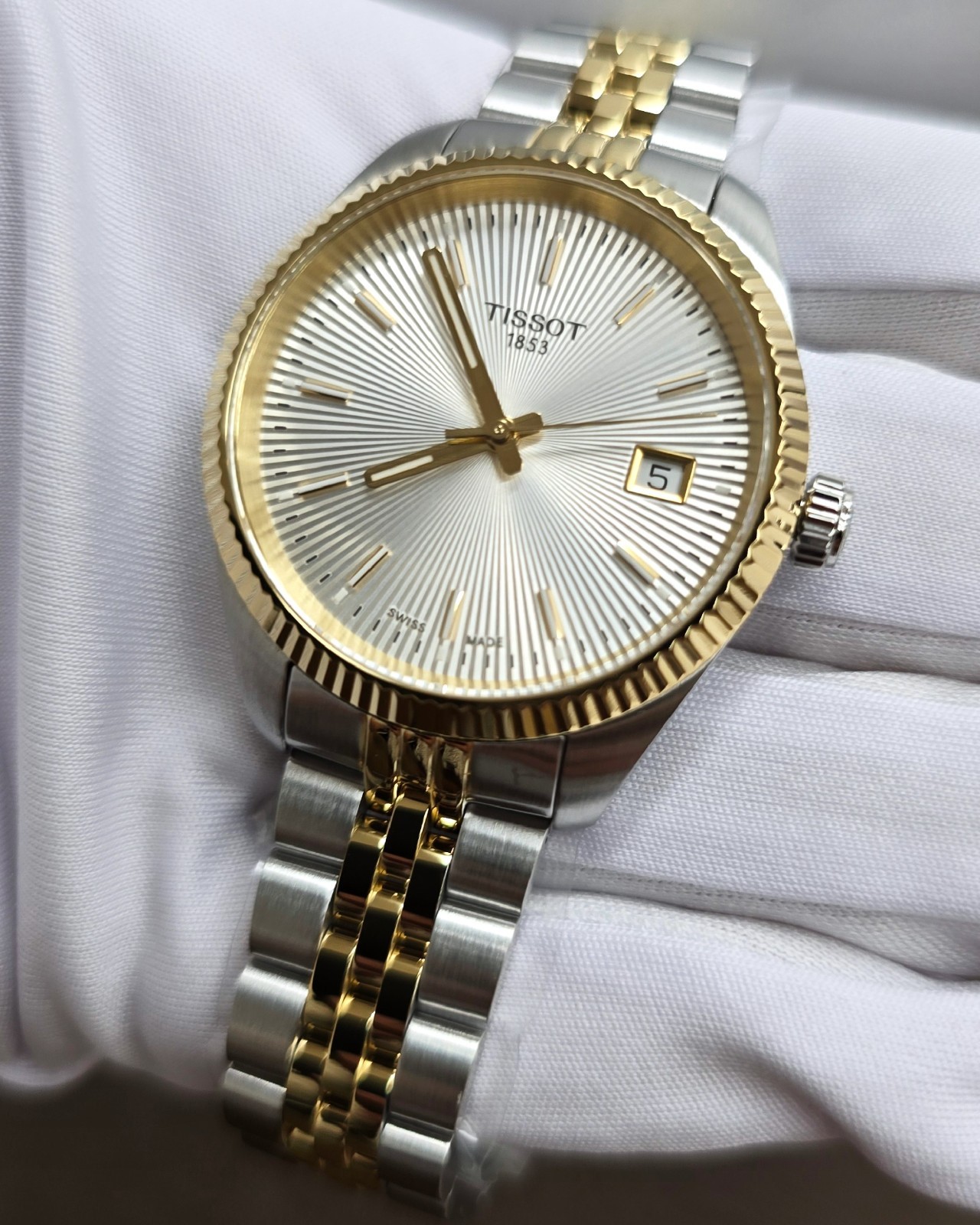 Tissot Ballade Quartz 34mm Silver Dial Women’s Watch T156.210.22.031.00