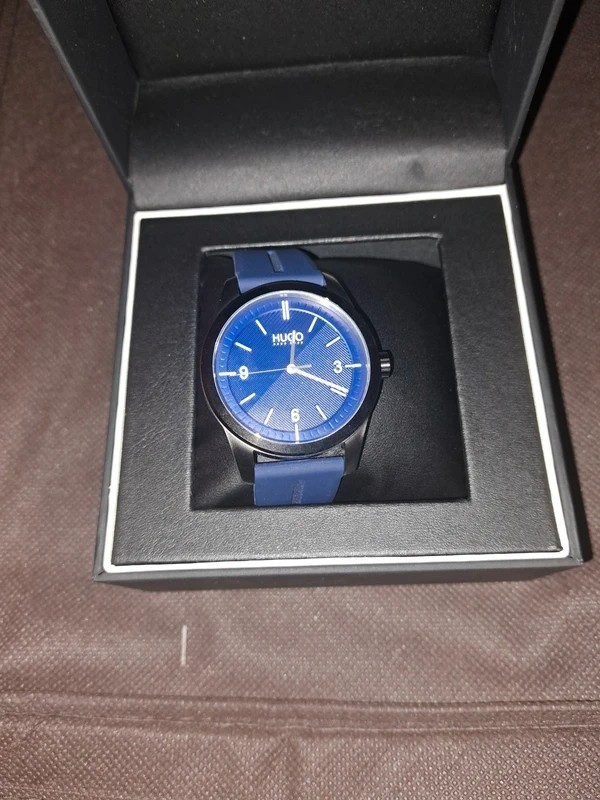 Hugo Boss Fashion MENS QUARTZ SILICONE WATCH – 1530013