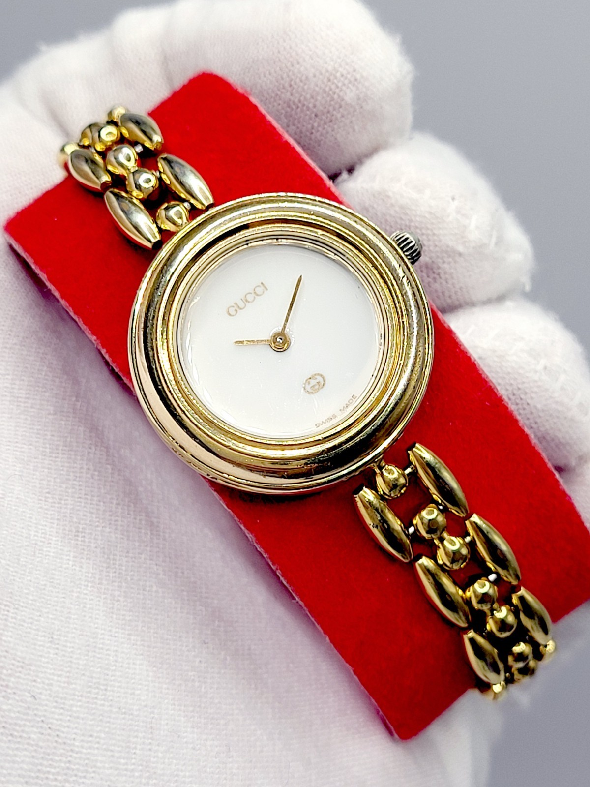Gucci Change Bezel Women’s Watch 11/12.2 Gold Rice Link Swiss Quartz New Battery