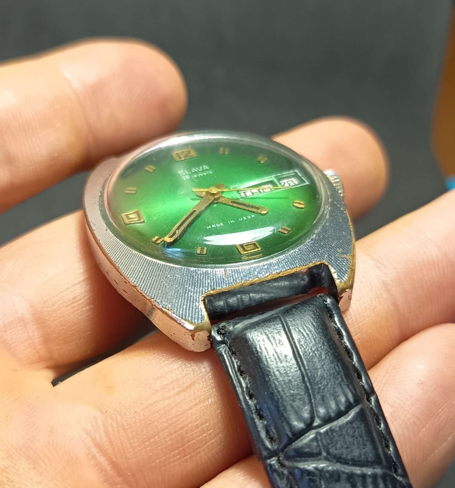 Vintage Men’s watch Slava 26 jewels mechanical Soviet USSR