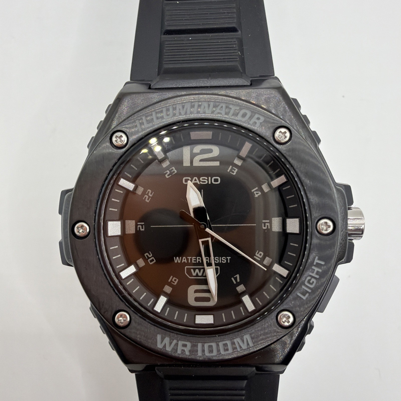 Casio MW620H-1AV, Men’s Black Resin Watch, 100 Meter WR, Illuminator