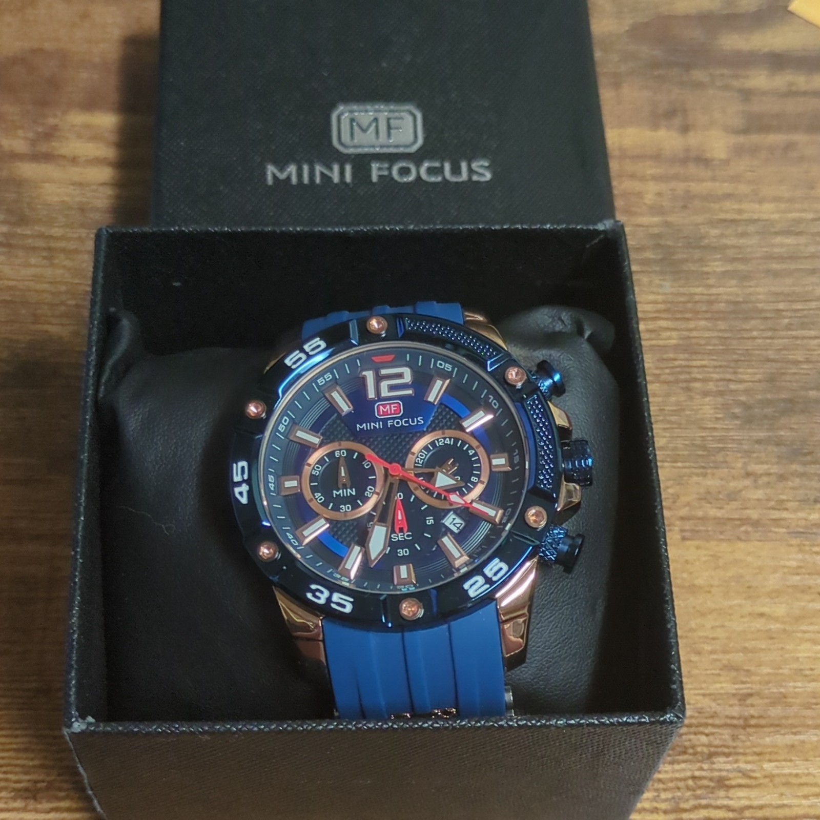MINI FOCUS Men’s Quartz Chronograph Date 24-Hour Blue Dial Strap Watch w/Box