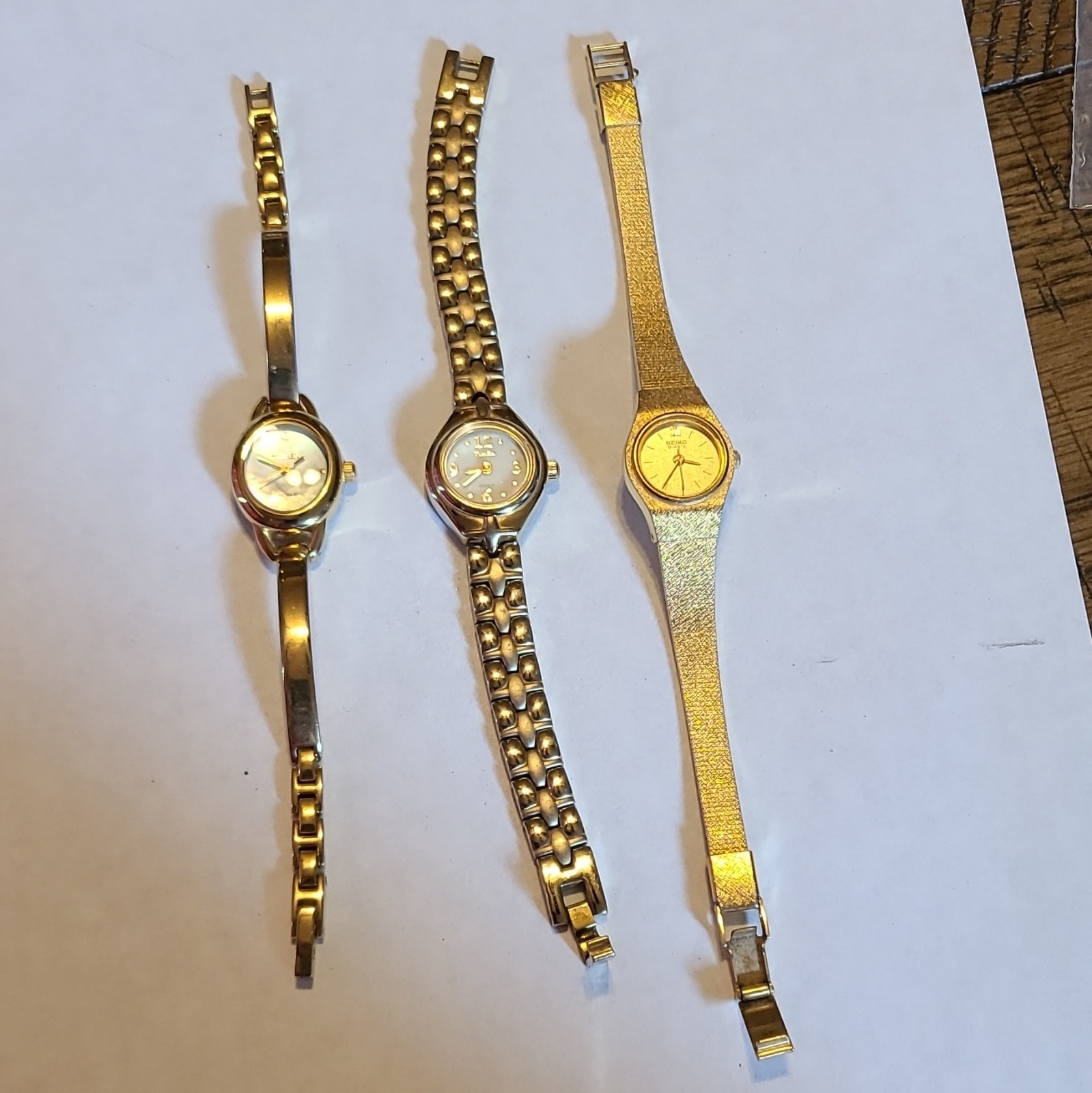 2 Timex Indiglo and 1 Seiko Women’s Quartz Analog Dress Watch Gold-Tone, no batt