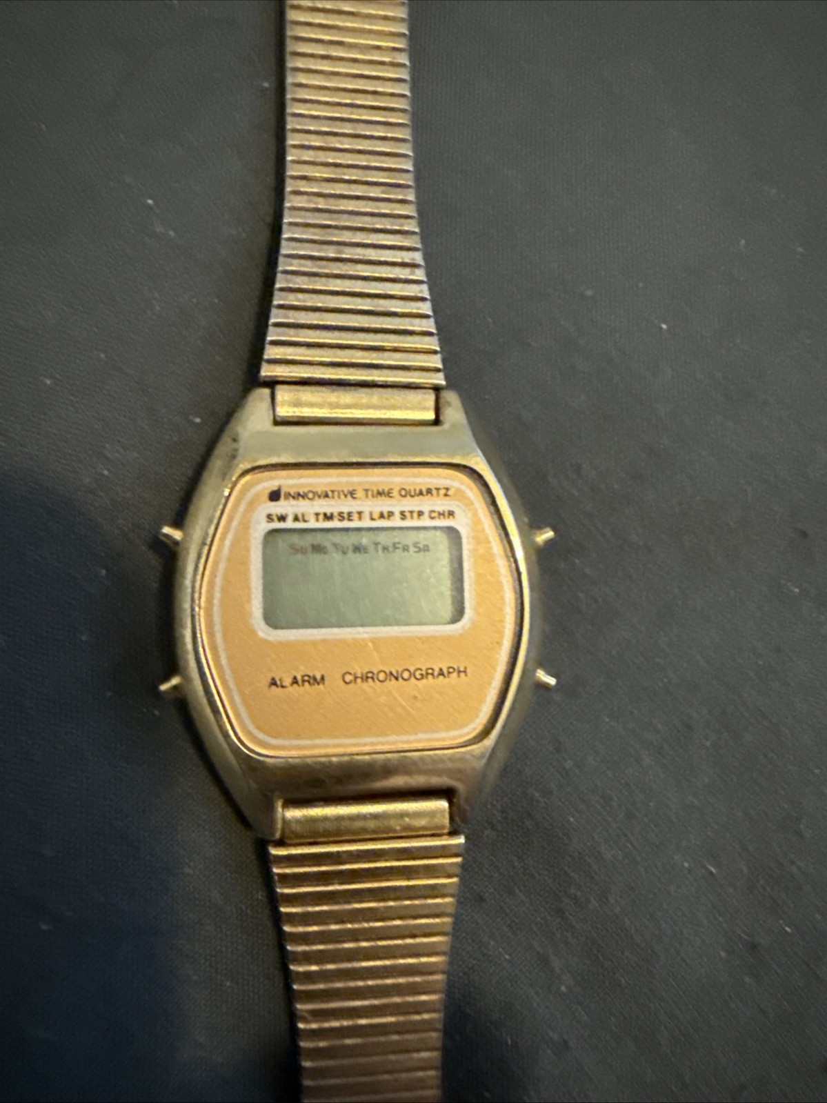 Innovative Time Gold Digital Quartz Watch