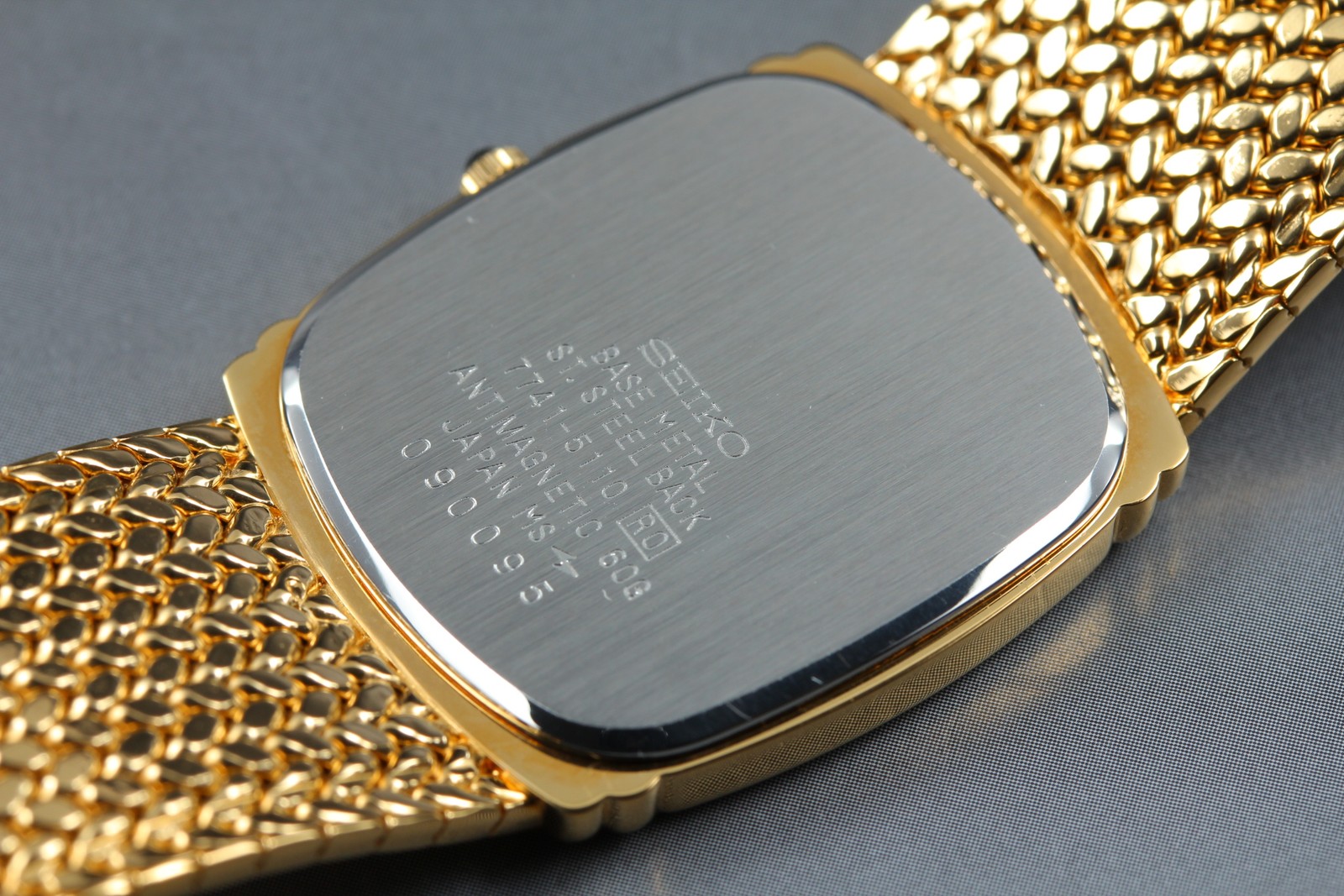 [MINT] Seiko Dolce 7741-5110 26mm Gold Dial Quartz Men’s Watch From JAPAN