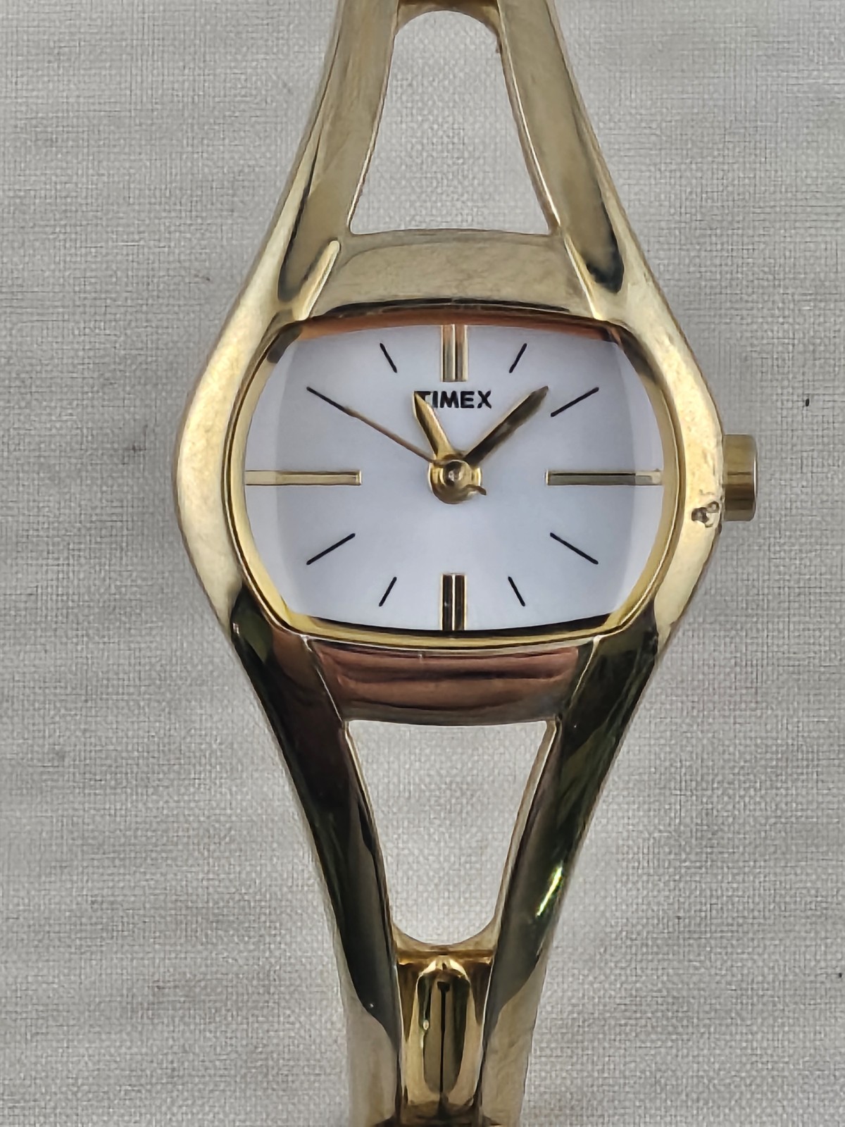 Ladies 2007 Timex Dainty Cocktail Quartz Watch Vintage Gorgeous New Battery Runs