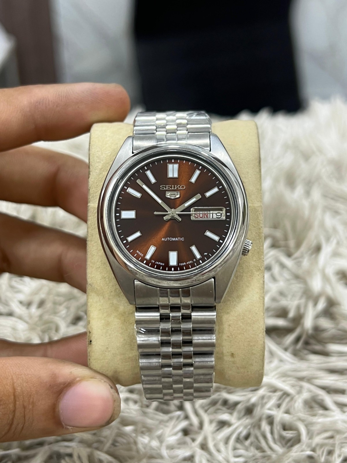 Seiko 5 Automatic Brown Dial Mens Watch Japan Made 7009