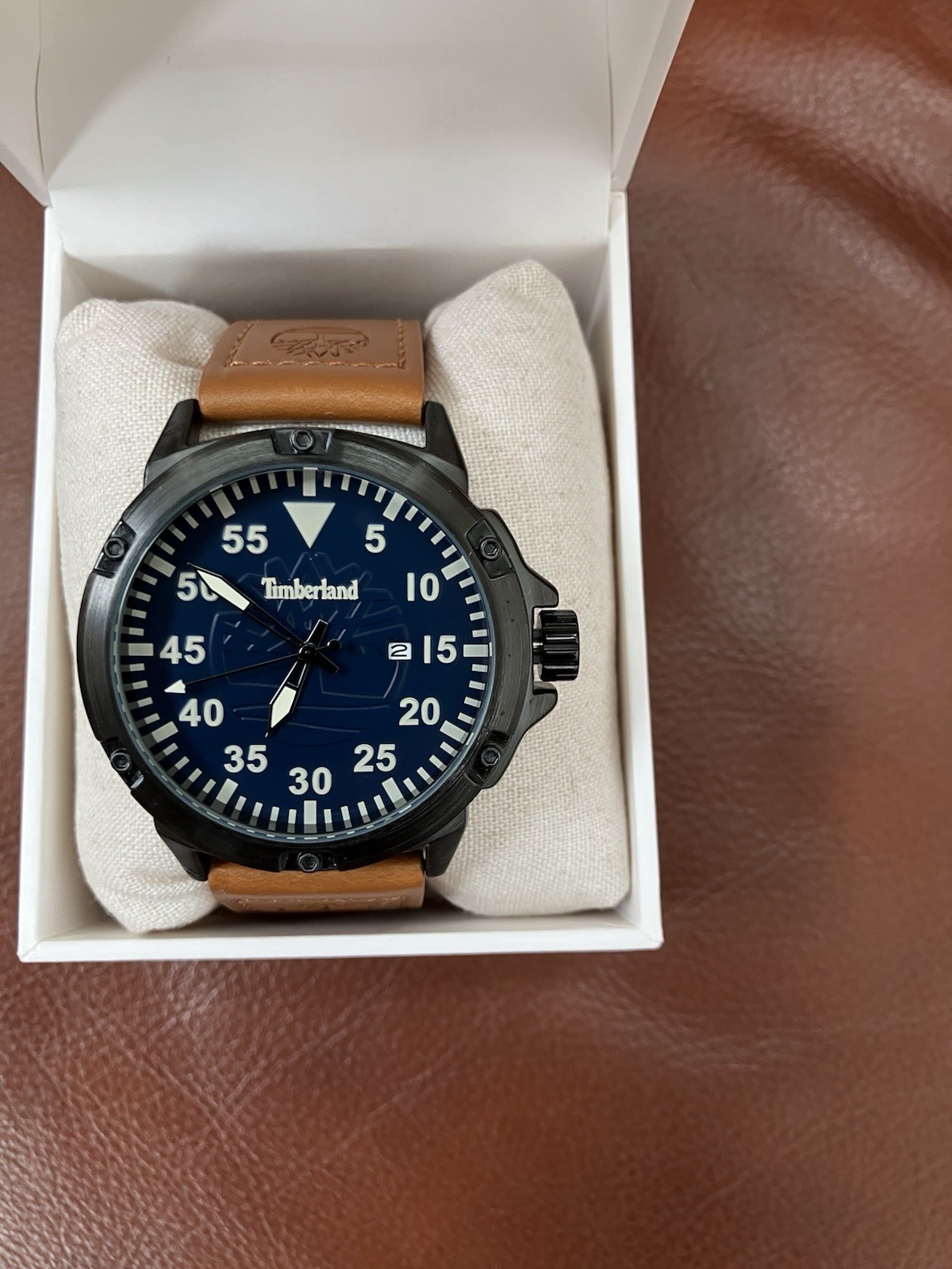 Timberland Classic Leather Men’s Watch, Miyota 2115 Quartz Date Movement NIB