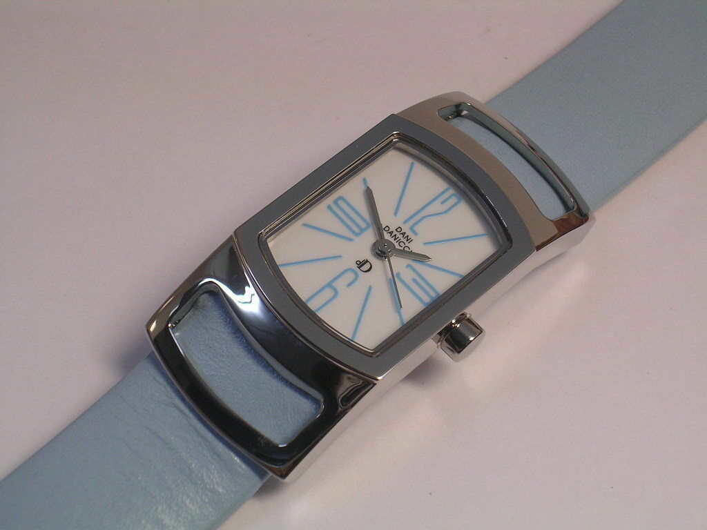 Watch for woman blue Dani Danicci stainless steel case new leather strap womens
