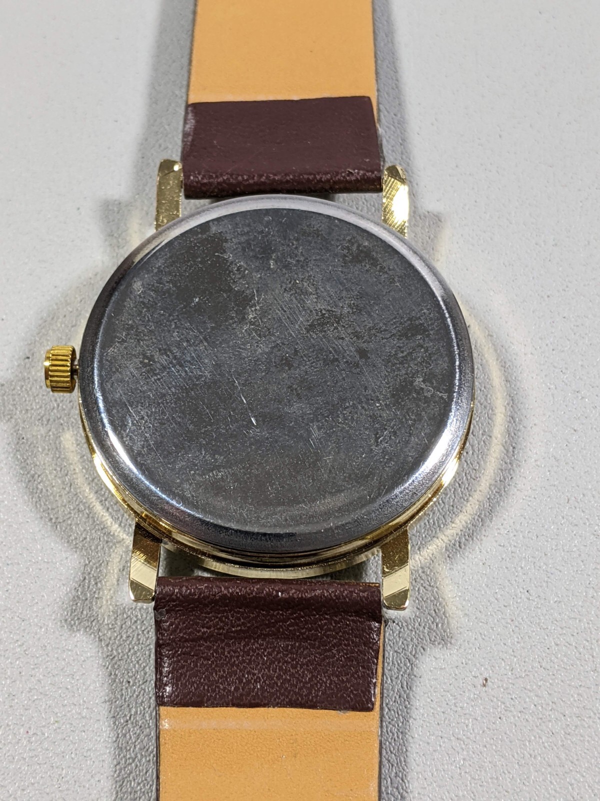 Yellow White Red Blue Dial Gold Tone Round Case 37 mm Brown Faux Leather Watch