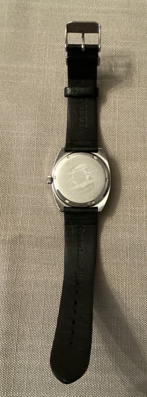 Vintage Dakota Watch Company Two Tone Date Indicator Watch New Battery
