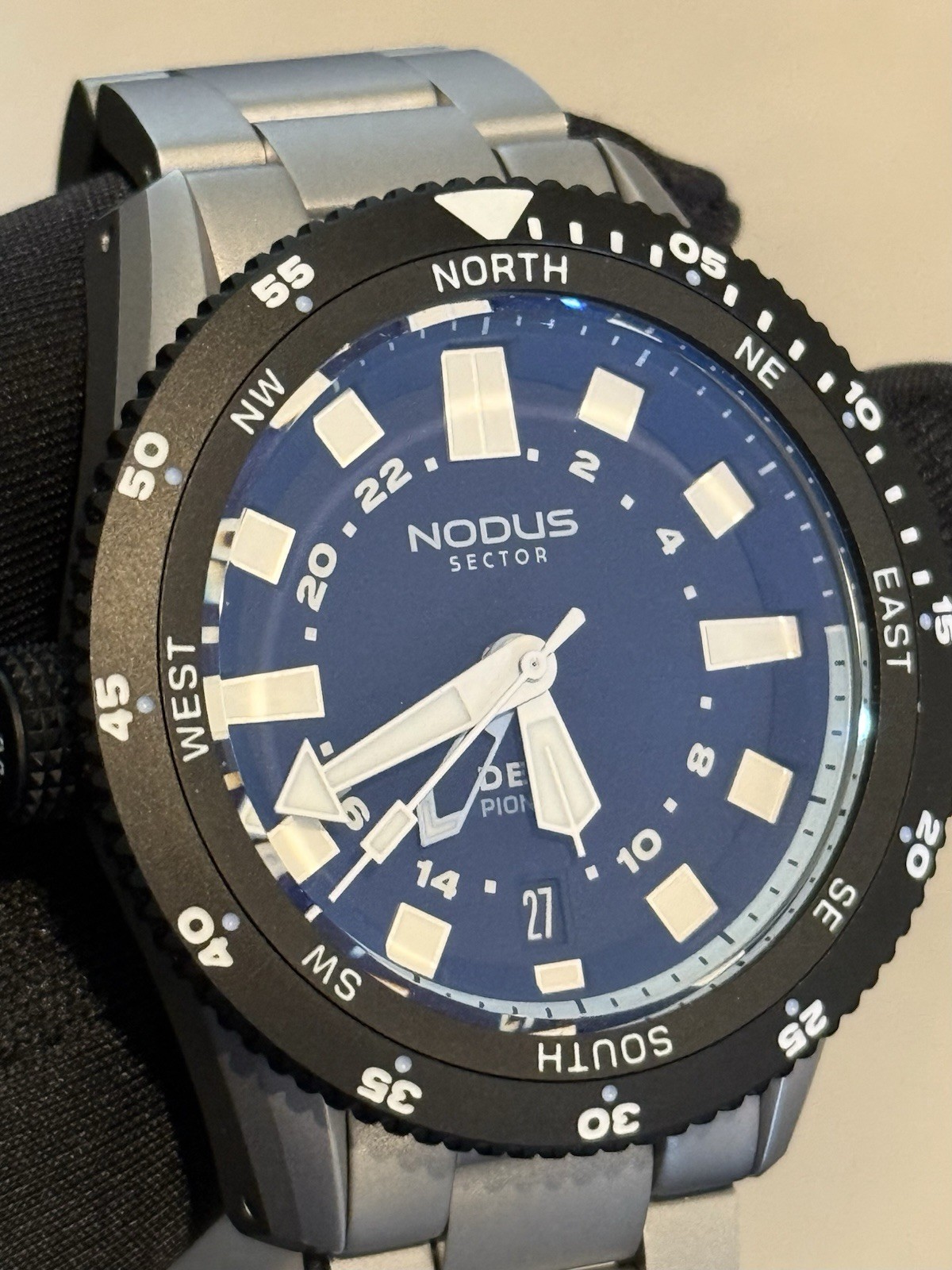 MINT Nodus Sector Deep Pioneer Admiral Auto Destro Diver Blue Dial w/ Full Set