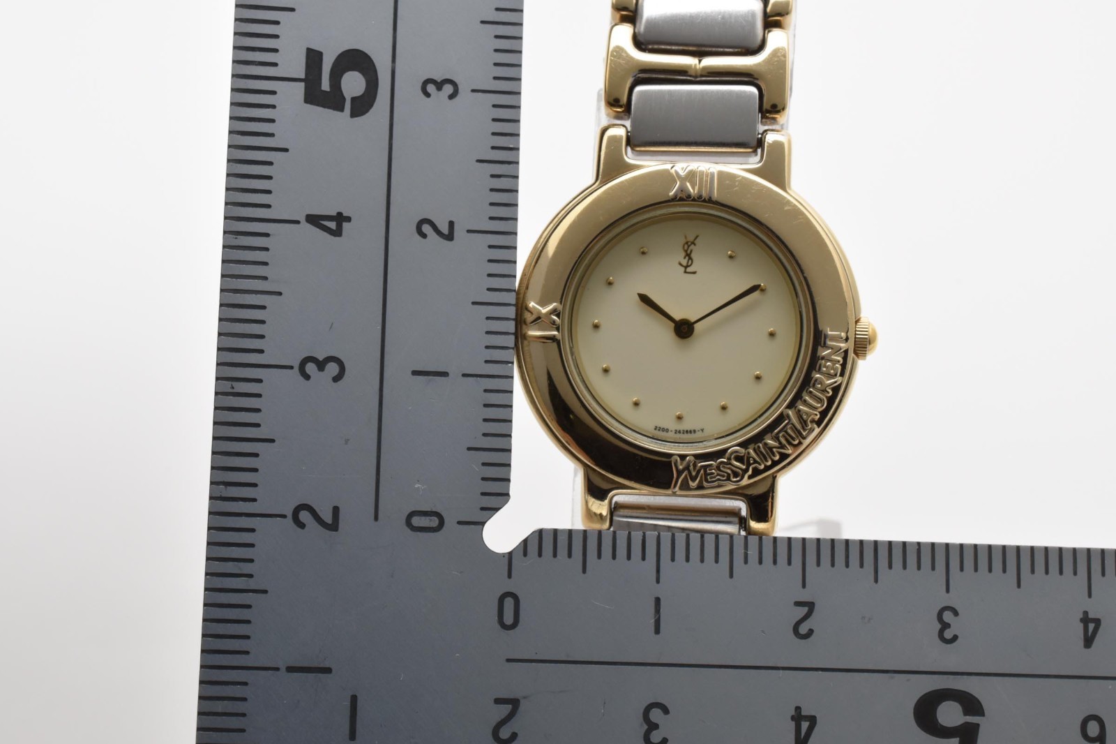 [Exc+5] Yves Saint Laurent 2200-229789 Gold Quartz Vintage Woman’s Watch #8740