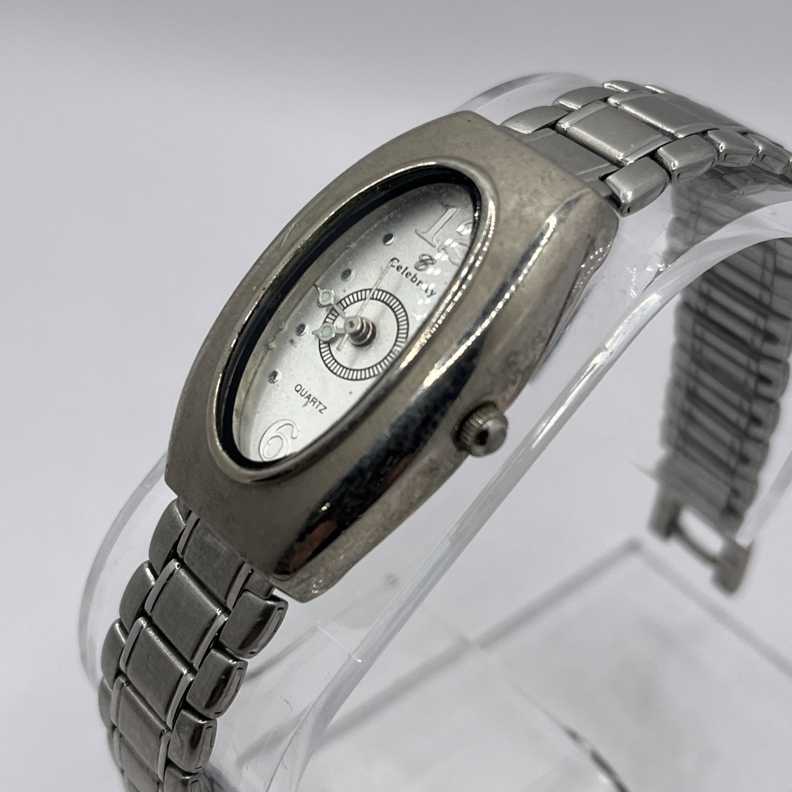 Celebrity Women’s Quartz Watch Silver 7.75″ Band 22mm Case- New Battery