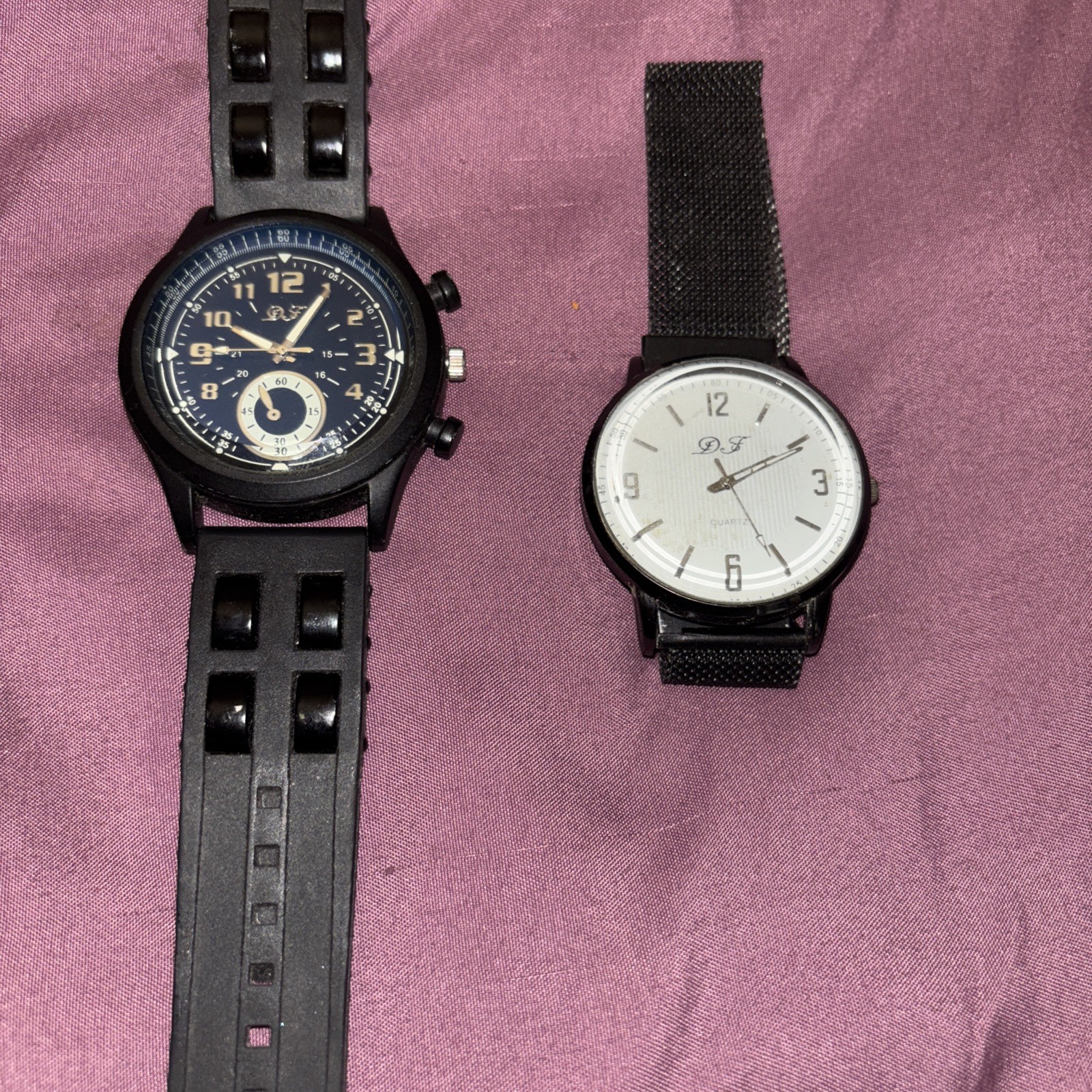 His and Hers Wristwatch Set