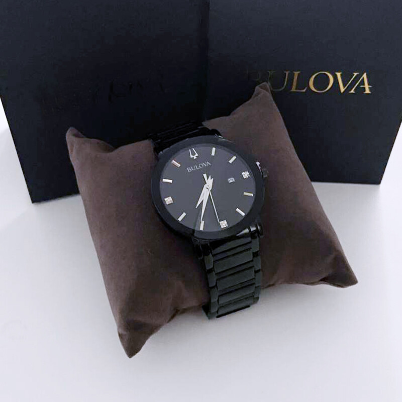 Bulova Men New Modern Futuro Black Dial 3Hand Quartz Watch 98D114（42MM）