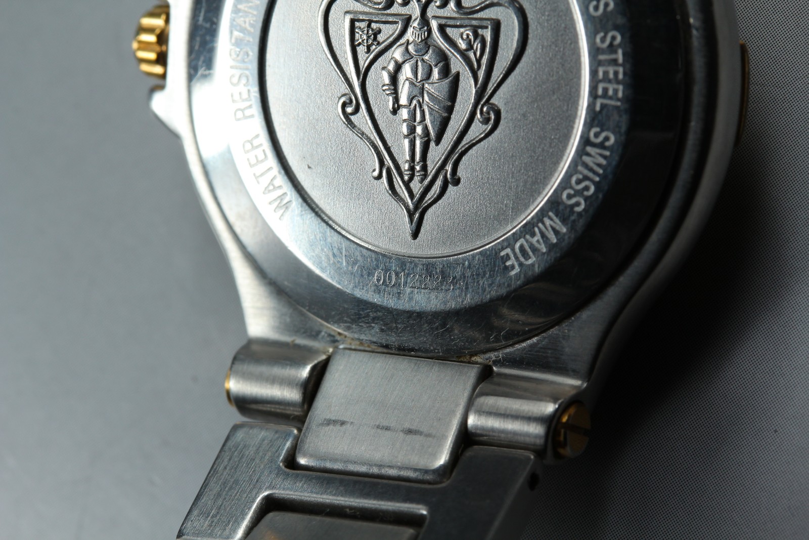 [Exc+5] GUCCI 9000M 35mm Ivory Dial Gold Silver Band Quartz Men’s Watch JAPAN