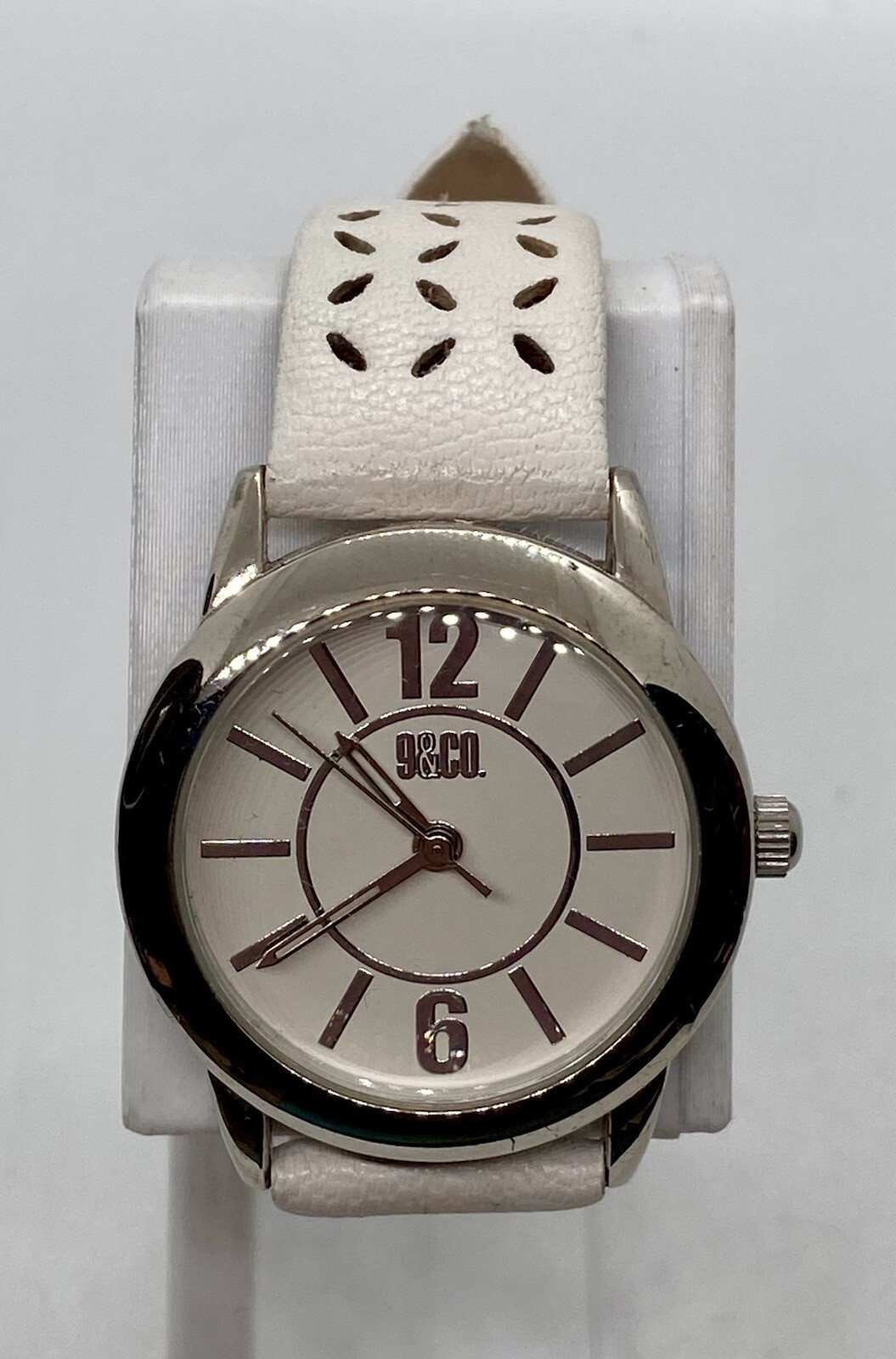 9&CO. Ladies Watch New Battery Installed White Dial Ivory Leather Silver Case