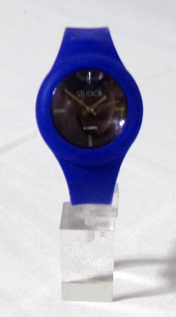 Studio Time Pop Mod Memphis Blue Wrist Watch