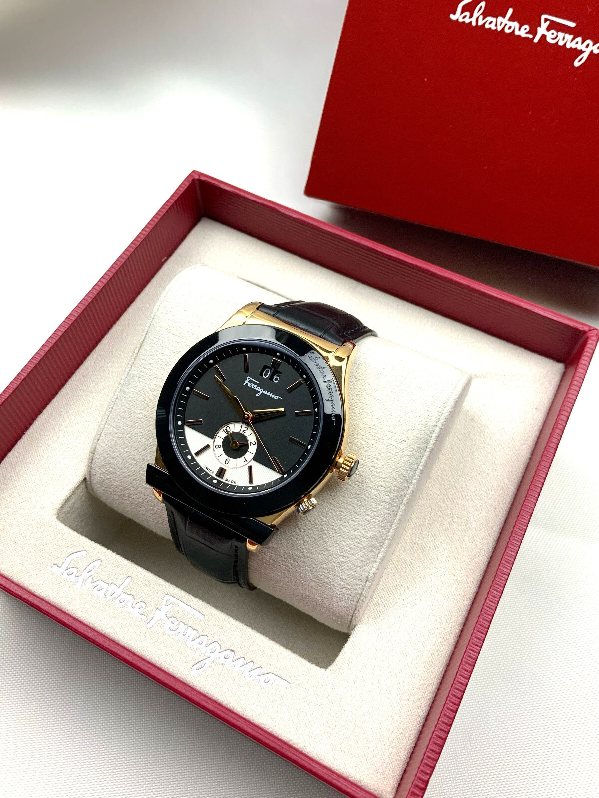 NWT Authentic Salvatore Ferragamo 1898 FFO020017 Analog Men’s Watch w/Box