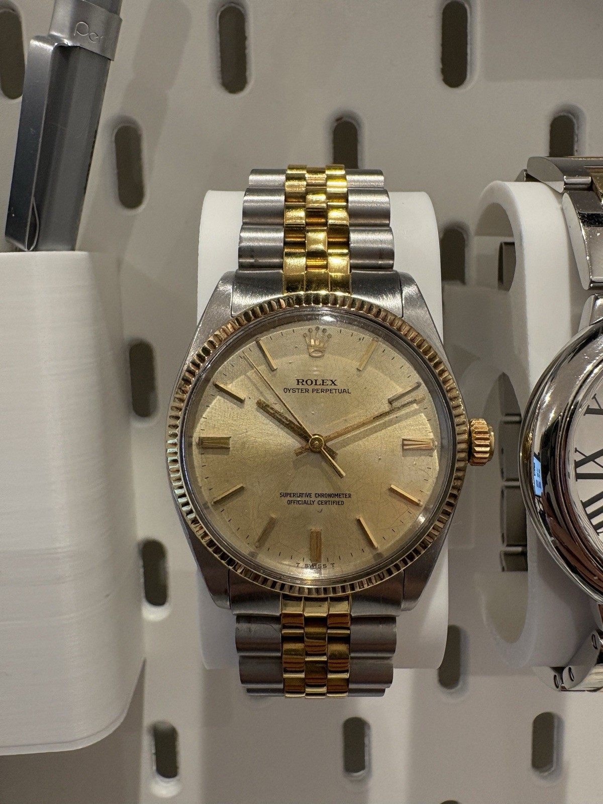 Men’s Rolex Oyster Perpetual 18K 34mm 6.5″ Ref.#1005 Gold Dial Fluted Bezel