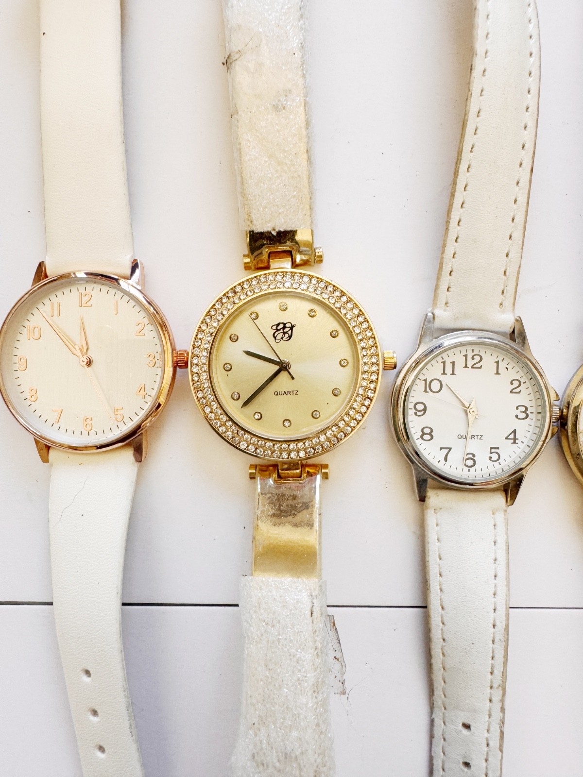 Lot of 8 Women’s Fashion Watches Mixed Brands Quartz Untested Sold As-Is