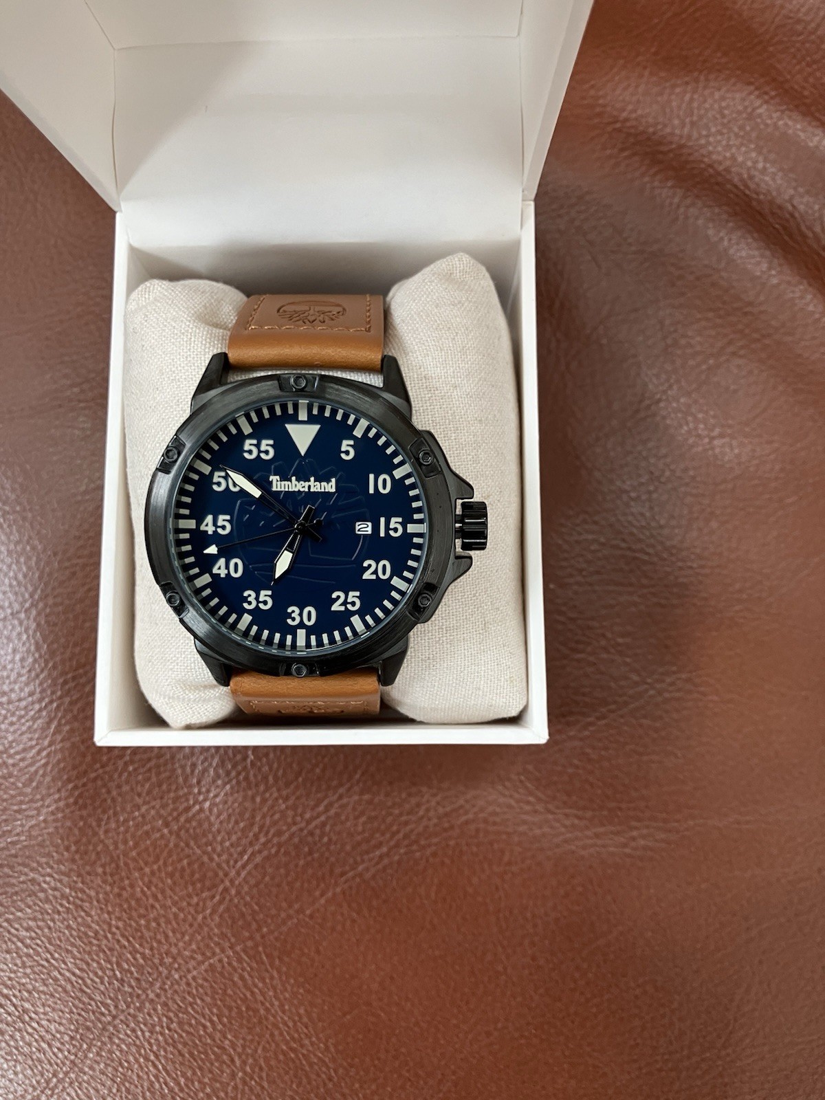 Timberland Classic Leather Men’s Watch, Miyota 2115 Quartz Date Movement NIB