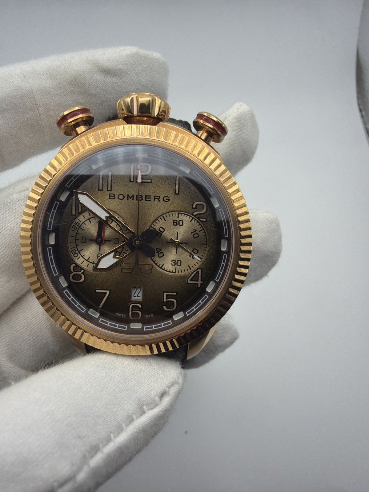 Bomberg / Chronograph Bolt-68 – NS44CH Bullhead Chronograph Swiss made