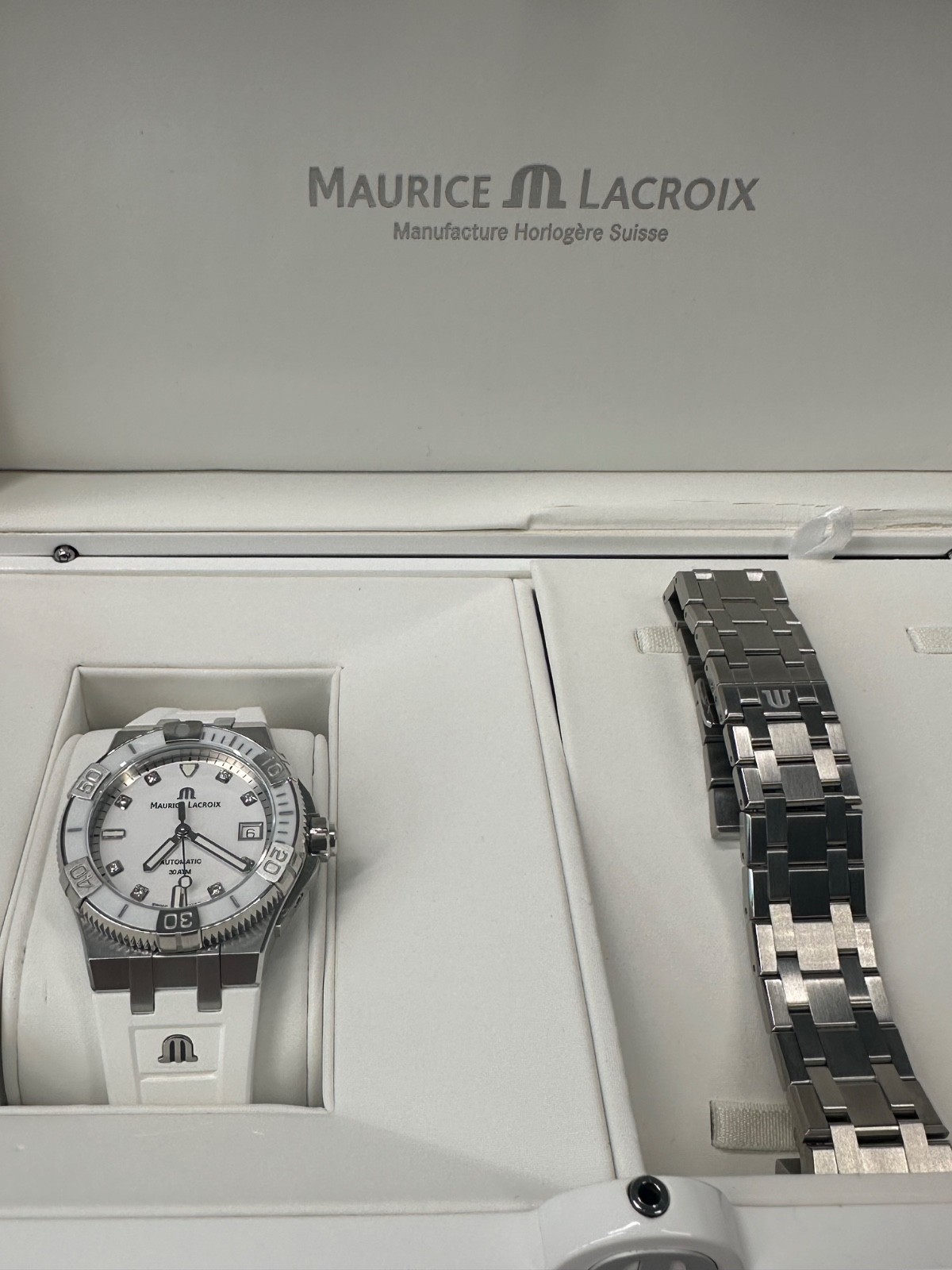 Maurice Lacroix Aikon Venturer Automatic AI6057 White Diamond Dial Box Papers